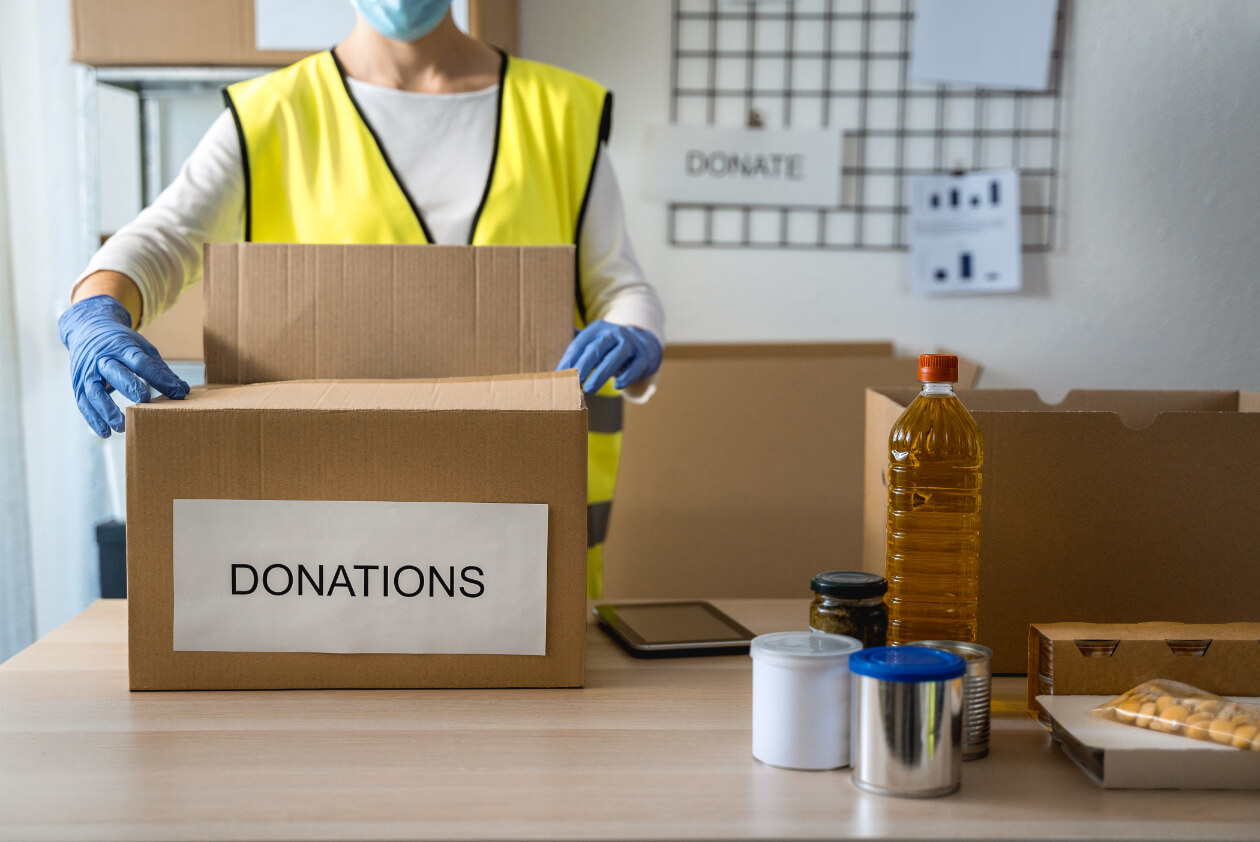 volunteer working at charity community service col fjbfly3.jpg